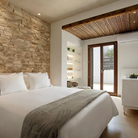 Beachside Bliss * Kamari (Santorini)